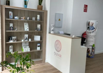 Instalaciones Ouvir instituto Auditivo - Recepción